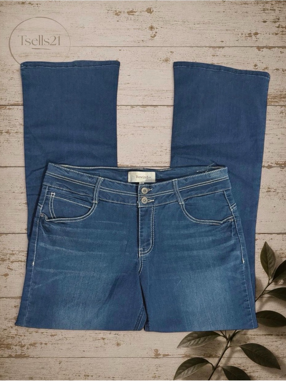 Rewind Dark Wash Multi-Button Mid Rise Bootcut Jeans - Size 15
